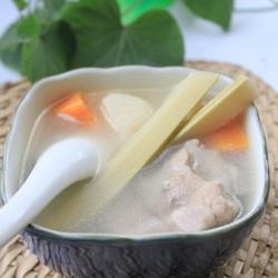 竹蔗马蹄排骨汤的做法[图]