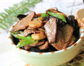 山药木耳溜肝片