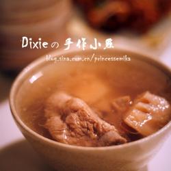 排骨莲藕汤的做法[图]