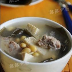 海带冻豆腐黄豆排骨汤的做法[图]
