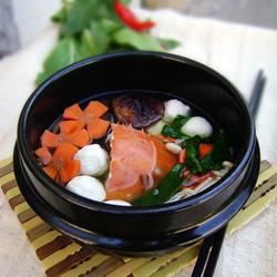 巨无霸海鲜杂蔬汤的做法[图]