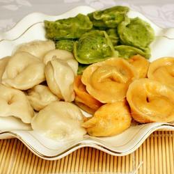 三色蔬菜饺的做法[图]