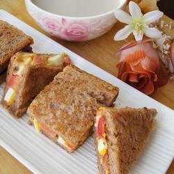 黑麦鸡蛋沙拉酱吐司的做法[图]