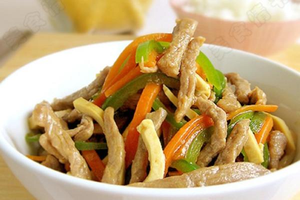 青椒豆干炒牛肉丝