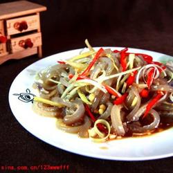 香辣肉皮的做法[图]