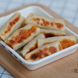 鲜脆素锅贴的做法[图]