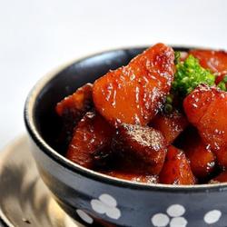 胡萝卜烧肉的做法[图]