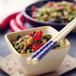笋丁榄菜豇豆的做法[图]
