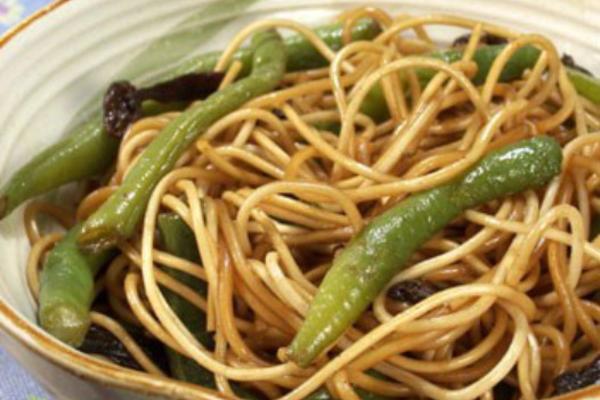 豆角焖面