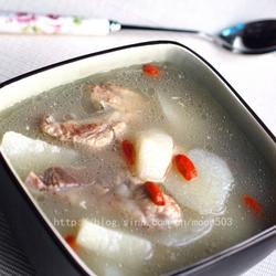 枸杞山药煲龙骨的做法[图]
