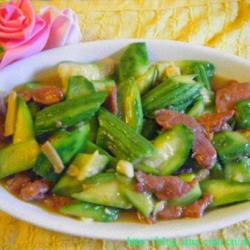 丝瓜炒牛肉的做法[图]