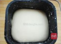 杏仁大面包的做法图解1