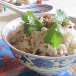 香菇薏米饭的做法[图]
