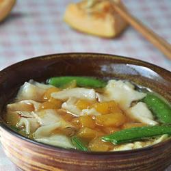 南瓜甜豆面片汤的做法[图]