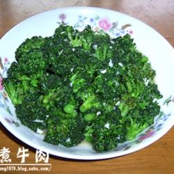 蒜茸西兰花的做法[图]