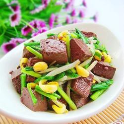 韭菜炒鸭血的做法[图]