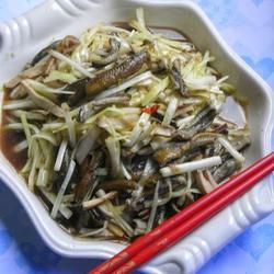 鳝丝炒韭黄的做法[图]