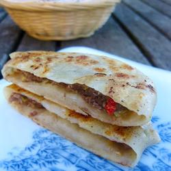 香酥白菜牛肉饼的做法[图]