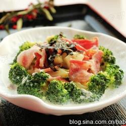 培根奶汁烩西兰花的做法[图]