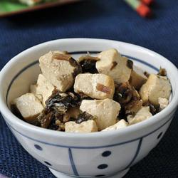 雪菜炖豆腐的做法[图]