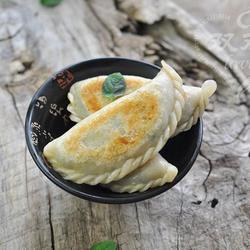 烫面苜蓿盒子饼的做法[图]