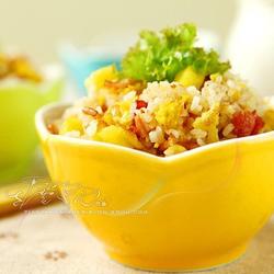 菠萝培根炒饭的做法[图]