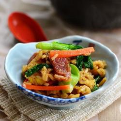 豉油腊味煲仔饭的做法[图]