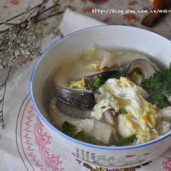 蘑菇鸡蛋汤的做法[图]