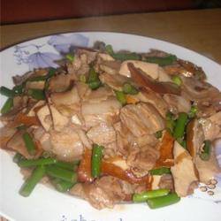 五花肉炒卤豆腐的做法[图]