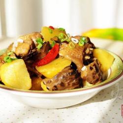 土豆花菇炖鸡块的做法[图]