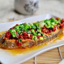 剁椒蒸海鱼块的做法[图]