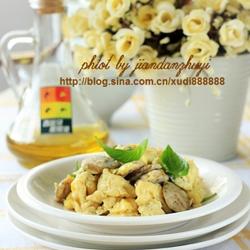 罗勒香肠炒鸡蛋的做法[图]