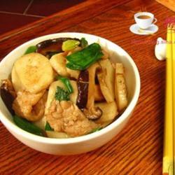 青蒜肉丝炒年糕的做法[图]