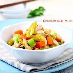泡椒炒三丁的做法[图]