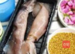 茄汁桂花鱿鱼圈的做法图解1