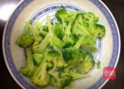 清热润肺西兰花炒荸荠的做法图解2