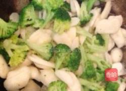 清热润肺西兰花炒荸荠的做法图解3