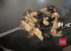 木耳腐竹炒虾仁的做法图解14