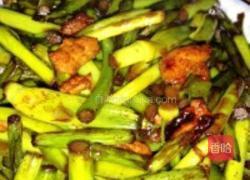 肉丝炒蒜薹的做法图解5