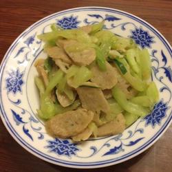 青瓜炒鱼卷的做法[图]
