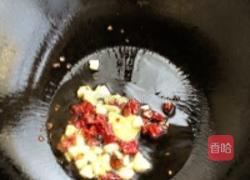 芹菜小炒肉的做法图解5