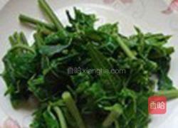香椿虾仁炒鸡蛋的做法图解3