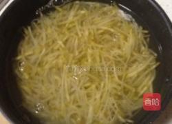 肉末榨菜丝的做法图解1