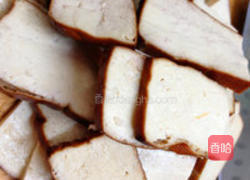 家常熏干炒芹菜的做法图解2