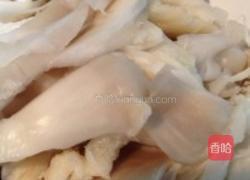 土豆炒蘑菇的做法图解2