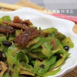 豆豉鲮鱼炒凉瓜的做法[图]