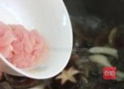 鲜菇猪红汤的做法图解8