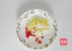 草菇炒塌菜的做法图解3