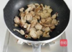 草菇炒塌菜的做法图解5