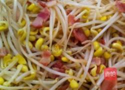培根炒黄豆芽蒜苗的做法图解5